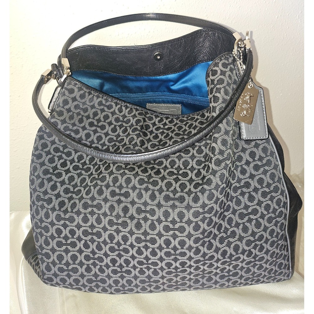 COACH Madison Needlepoint Black & Grey Op Art‎ Phoebe Shoulder Bag #F26281